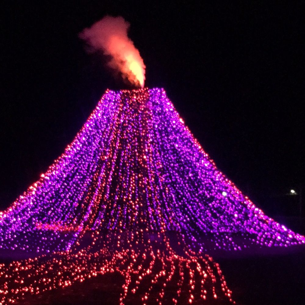 Holiday Lights at C.A.L.M. - Holiday Lights at CALM 2021 - Festivals Near Me - Bakersfield, California Holiday Lights at C.A.L.M. - Holiday Lights at CALM 2021 - Festivals Near Me - Bakersfield, California