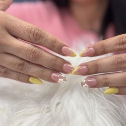 Style Nails And Spa