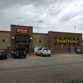 Pilot Travel Center - Front View - Convenience Stores Near Me - Gilman, Illinois