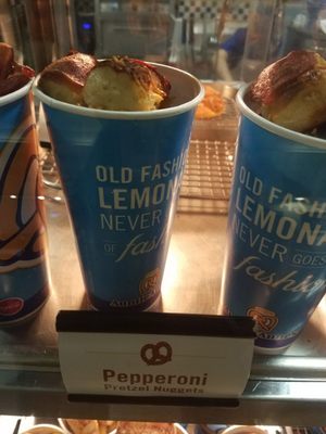 Auntie Anne's by null