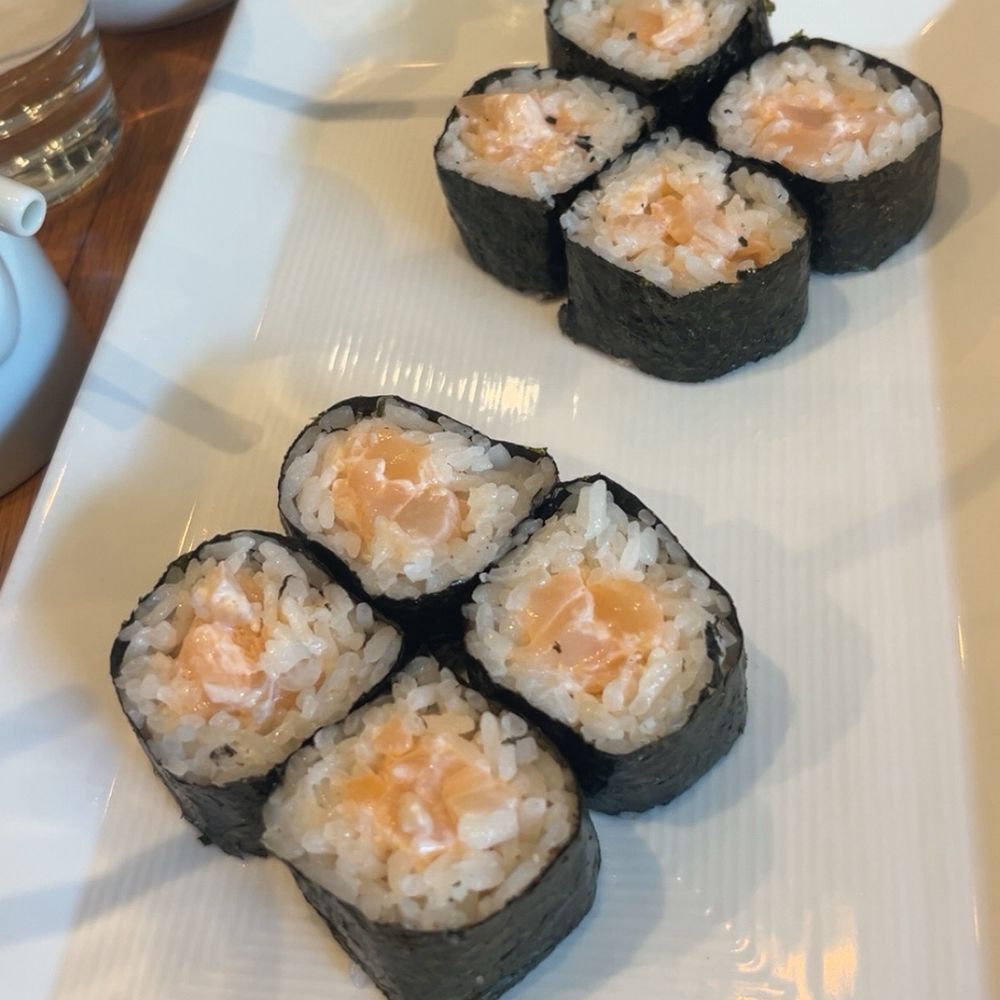 SUGARFISH | Pasadena - scallop cut roll - Japanese Near Me - Pasadena, California SUGARFISH | Pasadena - scallop cut roll - Japanese Near Me - Pasadena, California