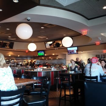 Red's Kitchen + Tavern - Love the feel of this place, very cool. - American Near Me - Peabody, Massachusetts Red's Kitchen + Tavern - Love the feel of this place, very cool. - American Near Me - Peabody, Massachusetts