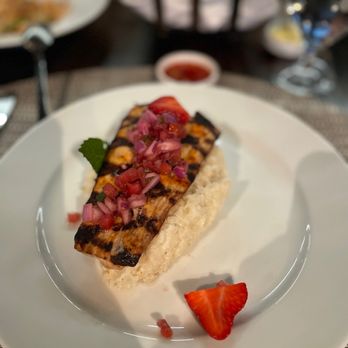 34° North Restaurant + Bar - Mahi Mahi - Bars Near Me - Beaufort, North Carolina 34° North Restaurant + Bar - Mahi Mahi - Bars Near Me - Beaufort, North Carolina