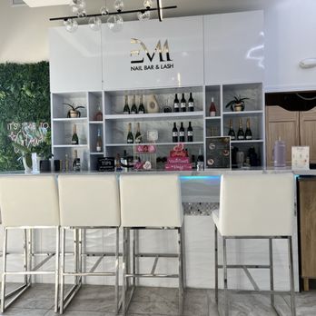 EMM Nail Bar & Lash - Bar- they offer complimentary drinks - Nail Salons Near Me - West Palm Beach, Florida EMM Nail Bar & Lash - Bar- they offer complimentary drinks - Nail Salons Near Me - West Palm Beach, Florida