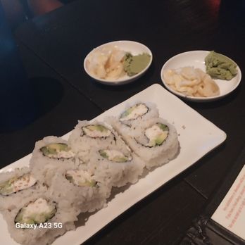 Ahi Sushi & Grill - Spicy Hamachi roll - Sushi Bars Near Me - El Cajon, California