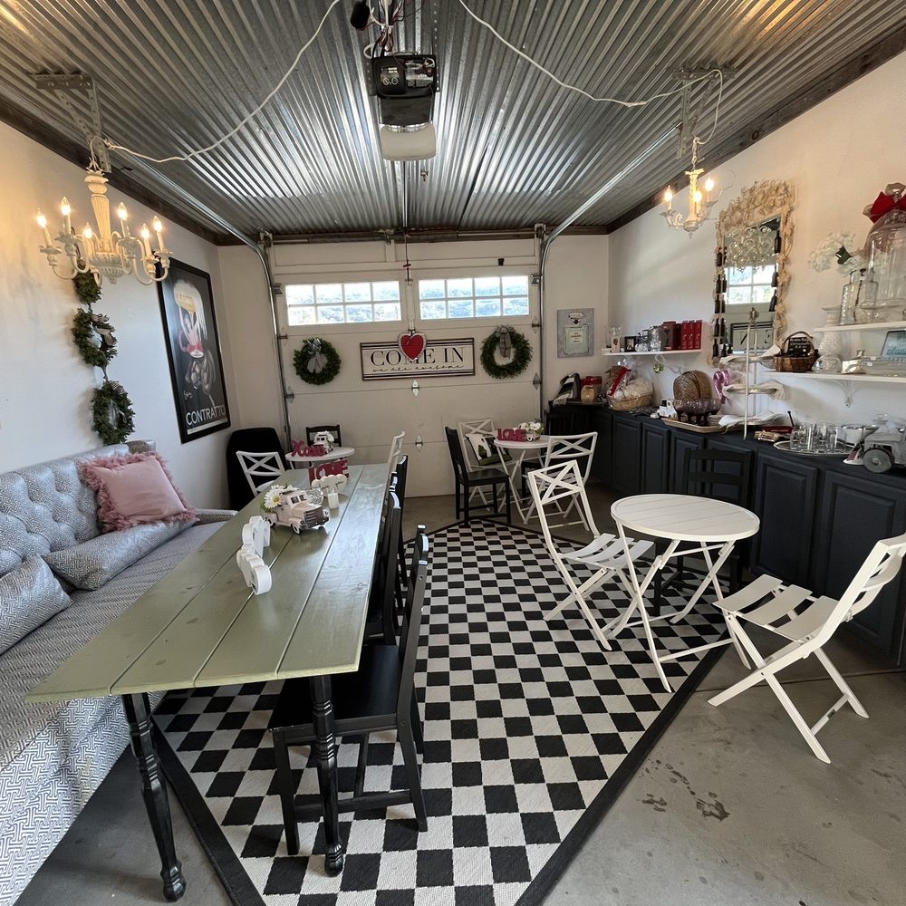 Rustic Ridge Vineyards - Wine Tasting Room Near Me - Jamul, California