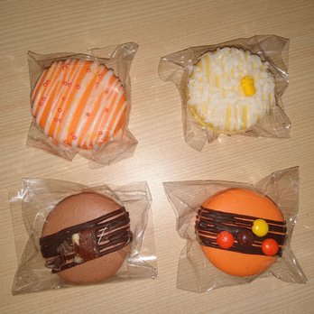 Amazing Macarons - Delicious Variety of Macarons from Amazing Macarons - Desserts Near Me