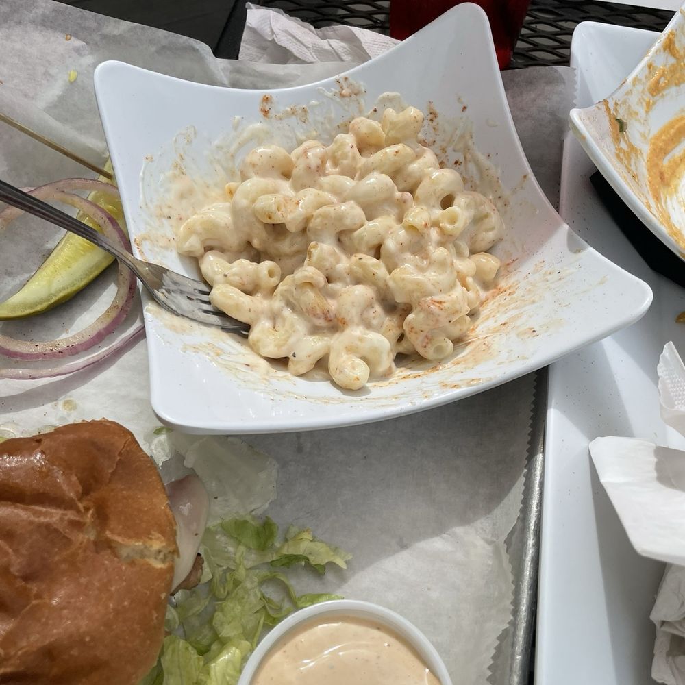 Swampy's Bar & Grille - American Near Me - Dunnellon, Florida