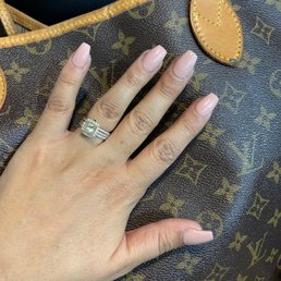 Coffin nude nails Coffin nude nails