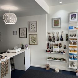 Pet CBD, hemp leashes and collars.