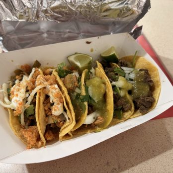 Los Kuyas - Tacos - Filipino Near Me - San Francisco, California Los Kuyas - Tacos - Filipino Near Me - San Francisco, California
