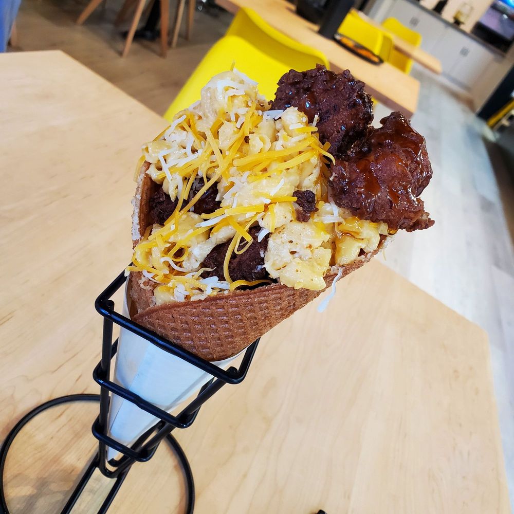 Cluck N Cone - Mac and cheese cone with fried chicken - Caterers Near Me Cluck N Cone - Mac and cheese cone with fried chicken - Caterers Near Me