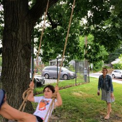 Big Oak Swing - Find a friend to push you to go faster