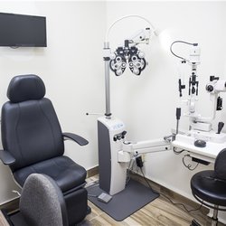 Bay Ridge Vision Center - State of the art exam equipment