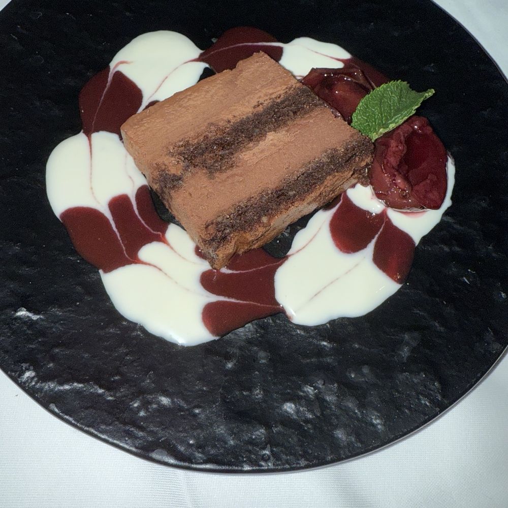 Restaurant Didi's Frieden - Chocolate Cake - Modern European Near Me - Zürich, ZH Restaurant Didi's Frieden - Chocolate Cake - Modern European Near Me - Zürich, ZH