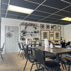 Miss Betty's Diner - Interior