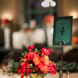 Good Flower Shop - centerpiece