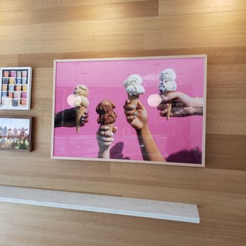 Jeni's Splendid Ice Creams - Ice Cream & Frozen Yogurt Near Me - Naperville, Illinois Jeni's Splendid Ice Creams - Ice Cream & Frozen Yogurt Near Me - Naperville, Illinois