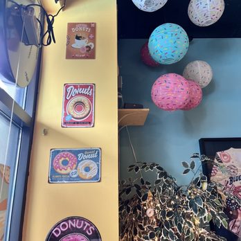 Maynard's Donuts & Coffee - Loved the decor - Donuts Near Me - Pensacola, Florida Maynard's Donuts & Coffee - Loved the decor - Donuts Near Me - Pensacola, Florida