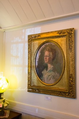 Cornelia White House by null