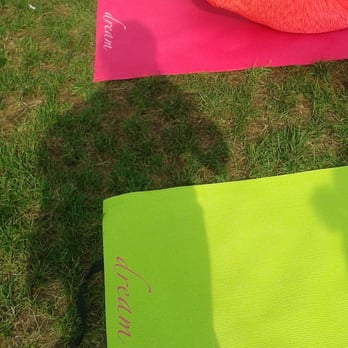 Yoga in Millennium Park - Dream Yoga Mays - Yoga Near Me - Chicago, Illinois
