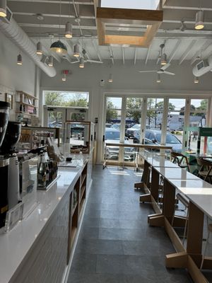 Honey's Bistro by null