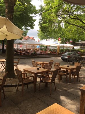 FELDMANN’S BIERHAUS - 16 Photos & 26 Reviews - Schlachte 19, Bremen, Germany - Yelp