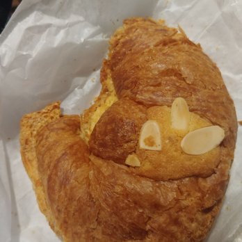 Madame Gigi - Dry almond croissant - Desserts Near Me - Quebec City, Quebec Madame Gigi - Dry almond croissant - Desserts Near Me - Quebec City, Quebec