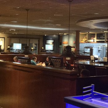 Red Lobster - Empty restaurant.. - Seafood Near Me - Orlando, Florida Red Lobster - Empty restaurant.. - Seafood Near Me - Orlando, Florida