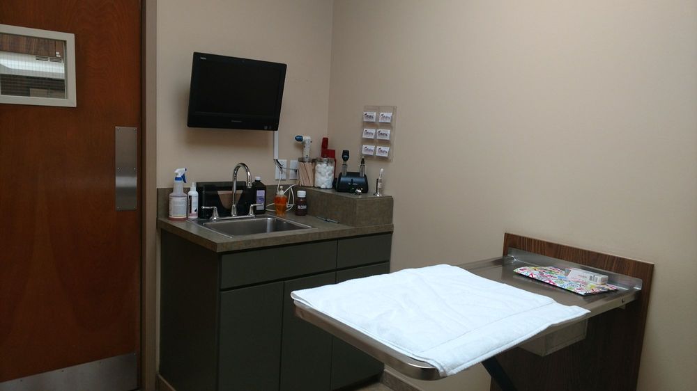 Kirkman Road Veterinary Clinic 21 Photos & 41 Reviews Veterinarians