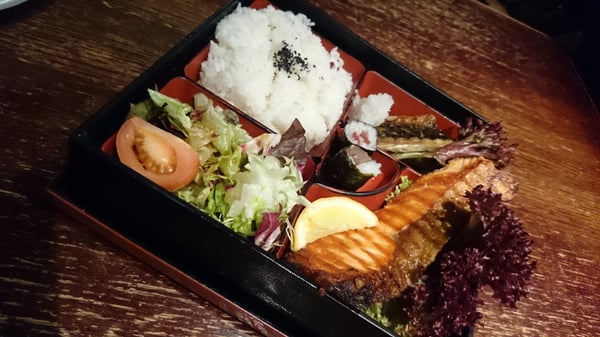 Eat Tokyo by null