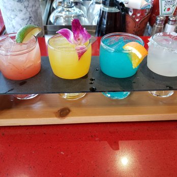 The Friendly Toast - Drinks - Breakfast & Brunch Near Me - Bedford, New Hampshire The Friendly Toast - Drinks - Breakfast & Brunch Near Me - Bedford, New Hampshire