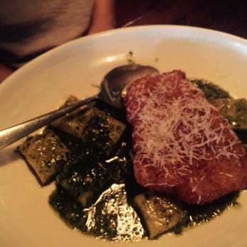 Flying Pig Pub & Kitchen - Special of the day was off the charts good! - Pubs Near Me - Oceanside, California