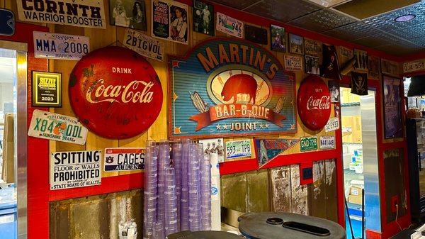 Martin's Bar-B-Que Joint by null