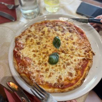 Ristorante al corner - Margherita pizza 06.11.23 - Venetian Near Me - Venezia, VE Ristorante al corner - Margherita pizza 06.11.23 - Venetian Near Me - Venezia, VE