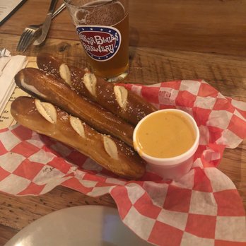 Impellizzeri's - Pretzels and beer cheese and beer - Pizza Near Me - Elizabethtown, Kentucky