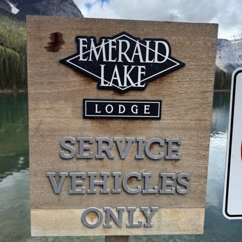 Emerald Lake Lodge - sign - Hotels Near Me - Field, British Columbia Emerald Lake Lodge - sign - Hotels Near Me - Field, British Columbia