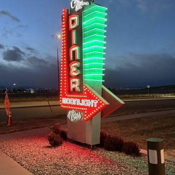 Moonlight Diner - Road sign - Diners Near Me - Denver, Colorado