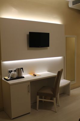 Hotel University by null