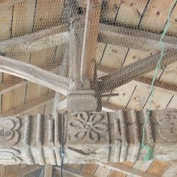 Le Relais des 2 Tours - La charpente de la terrasse