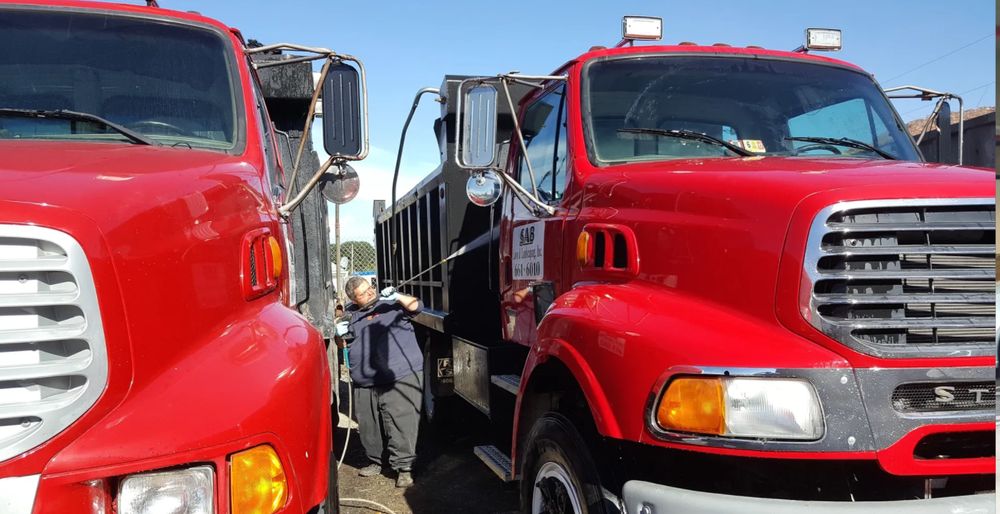 TOPNOTCH DETAILING OF FAIRFAX 31 Photos 3131 Draper Dr B, Fairfax