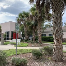 Isle Healthcare & Rehabilitation Center - Courtyard view 1.