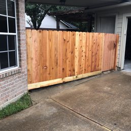 Professional fence for breeze way. Professional fence for breeze way.