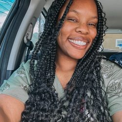 Nina's Braiding Bar - Knotless Goddess Braids