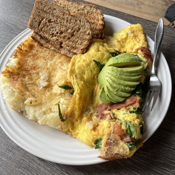 Peanuts Deluxe Cafe - California omelette - Diners Near Me - San Jose, California Peanuts Deluxe Cafe - California omelette - Diners Near Me - San Jose, California