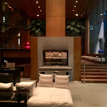 Victor - Very cozy lounge across the restaurant - American Near Me - Toronto, Ontario