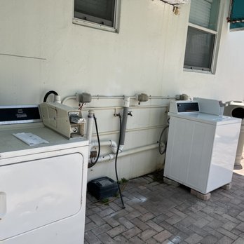 Hollywood Beachside Boutique Suites - Hotels Near Me - Hollywood, Florida Hollywood Beachside Boutique Suites - Hotels Near Me - Hollywood, Florida