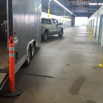 College Muscle - Nice clean trailer...bad shot - Movers Near Me - Lodi, California College Muscle - Nice clean trailer...bad shot - Movers Near Me - Lodi, California