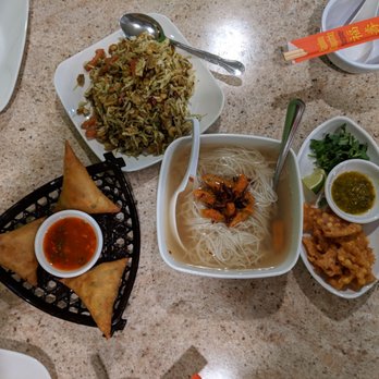 Pa Lian - Tea leaf salad Samosa, Rah khaing mot- tee - Burmese Near Me - Wheaton, Illinois