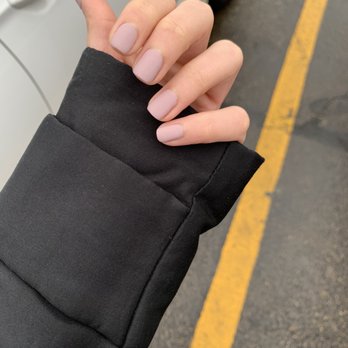 Diamond Nails and Spa - Matte Nails - Nail Salons Near Me - Cedar Rapids, Iowa